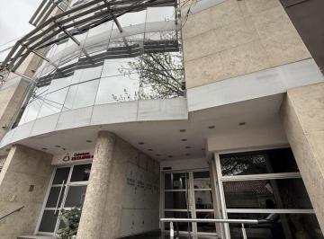 Oficina comercial · 65m² · 3 Ambientes · 1 Cochera · Oficina en Venta Ubicado en Centro