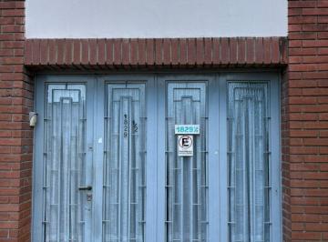 PH de 1 ambiente, La Plata · Casas PH,2 Dorm., con Escritorio/dormitorio