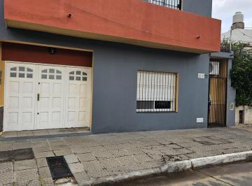 PH · 55m² · 2 Ambientes · Departamento en Bernal