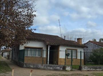 Casa de 5 ambientes, Malvinas Argentinas · Casa de 250 m² con 3 Dorm. en Venta en Los Polvorines