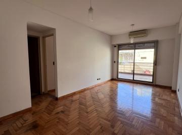 Departamento · 40m² · 2 Ambientes · 2 Ambientes con Cochera, Balcón Terraza, Patio Privado y Amenities en Caballito