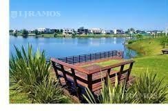 Terreno · 974m²