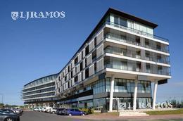 Oficina comercial · 44m² · 2 Ambientes · Oficina de 44 m² Cubiertos, en Alquiler en Puerta Norte, Nordelta