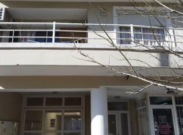 Garage , Bahía Blanca · Roca 48, Vende Cochera Cubierta.