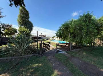 Casa · 90m² · 2 Ambientes · Casa en Venta 2 Ambientes con Pileta