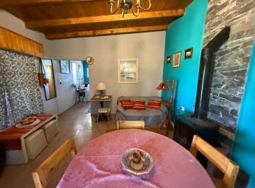 Quinta vacacional · 64m² · 1 Dormitorio · 1 Cochera · Casa Quinta 2 Lotes con Quincho y Pileta en Venta