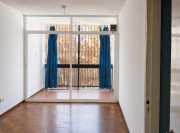 Departamento de 3 ambientes, Ciudad de Mendoza · Departamento Pleno Centro con 2 Dorm. en Alquiler