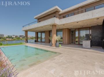 Casa · 460m² · 7 Ambientes · Casa a Estrenar a La Laguna en Venta en Virazon - Nordelta