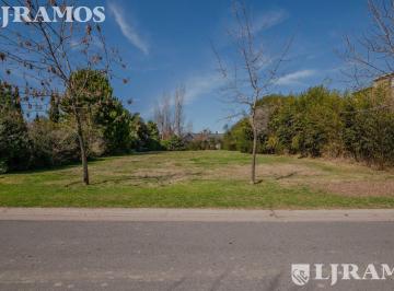 Terreno · 850m² · Lote Interno de 850 m², en Venta en Santa Catalina