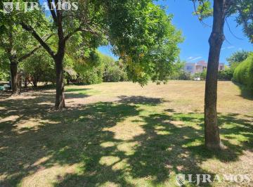 Terreno · 864m² · Ya Escriturado. Orientacion Norte. Lote Interno.