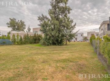 Terreno · 660m² · Lote Interno 760 m. Nor - Oeste.