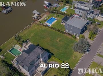 Terreno · 922m² · Lote Al Rio. Oportunidad.