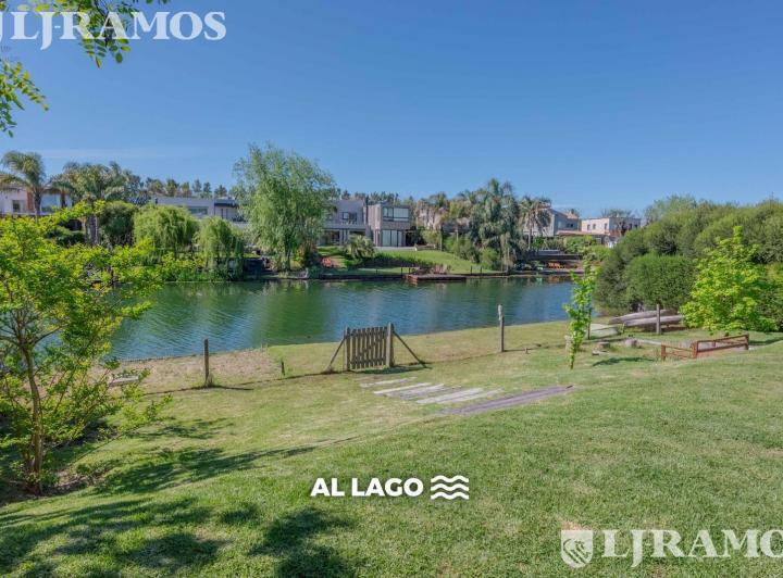 Casa · 230m² · 3 Dormitorios
