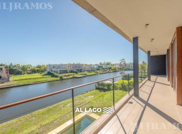 Casa · 226m² · 7 Ambientes · A La Laguna a Estrenar 4 Dorm., en Venta en Laguna Grande