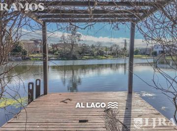 Casa · 416m² · 10 Ambientes · 1 Cochera · Casa a La Laguna en Venta en Los Castores