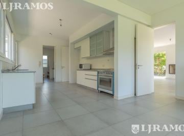Casa · 260m² · 5 Ambientes · 4 Cocheras · Casa en Alquiler 3 Dorm. a Estrenar en Los Sauces - Nordelta