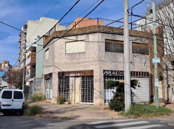 Departamento 258m² Venta Haedo · Departamento de 4 Ambientes y Local Comercial en Venta - Haedo