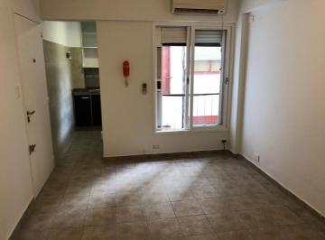 Departamento de 2 ambientes, La Matanza · Departamento de 29 m² con 1 Dormitorio en Alquiler en Ramos Mejía