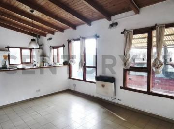 Casa · 50m² · 4 Ambientes · 1 Cochera · Alquiler Permanente Casa - Dina Huapi