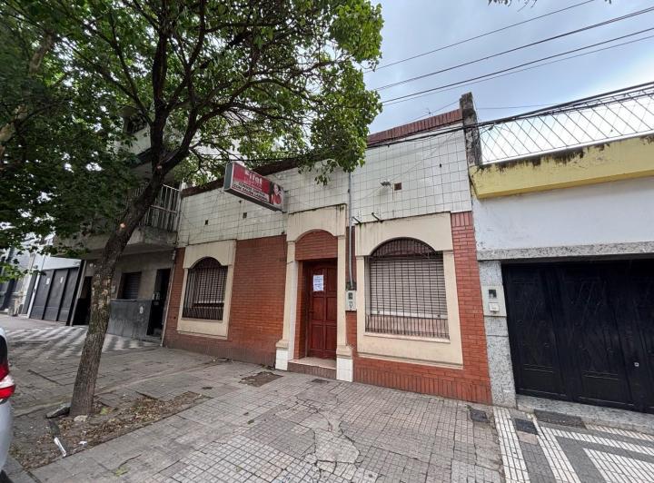 Local comercial · 210m² · 6 Ambientes
