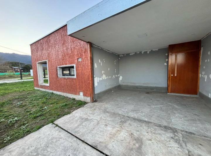 Casa · 89m² · 9 Ambientes · 1 Cochera