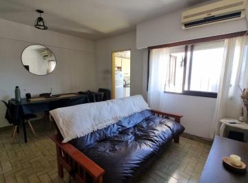 Departamento · 47m² · 4 Ambientes · Venta Departamento 2 Dorm. + 2 Baños - Centro