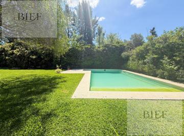 Casa · 160m² · 4 Ambientes · 2 Cocheras · Casa Alquiler en San Isidro Labrador, Villanueva