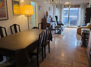 Departamento de 4 ambientes, Almagro · 4 Ambientes Al Frente con Balcon Patio y Dependencia. apto Credito