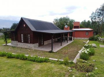 Casa · 2500m² · 3 Dormitorios · Casa en El Churqui, Tafi del Valle