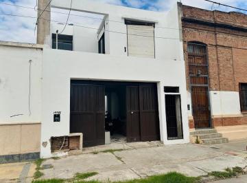 Foto · Salón Comercial + Departamento con Terraza y Balcón en San Jerónimo