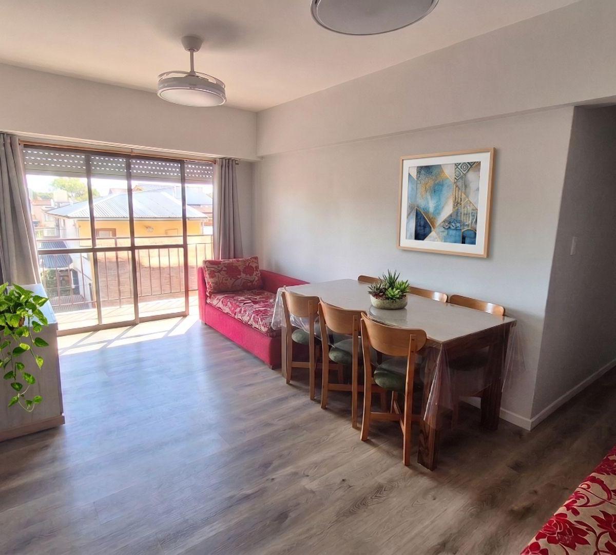 Depto 3 amb reciclado a nuevo, 63m² con balcón — Calle San Juan