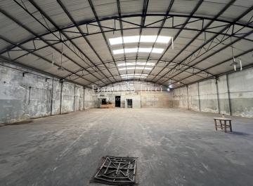 Bodega-Galpón · 889m² · 2 Ambientes · Galpón en Venta en Ramos Mejia