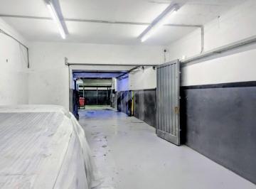 Bodega-Galpón · 345m² · Depósito en Venta en La Lucila, Vicente López, G. B. a. Zona Norte