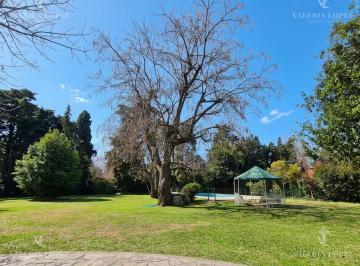 Casa · 150m² · 5 Ambientes · Casa Chalet en Venta en Highland Park Cc, Pilar, G. B. a. Zona Norte