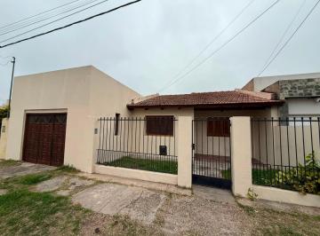 Casa · 139m² · 4 Ambientes · 1 Cochera · Venta/ Casa Apta Credito/ Oportunidad/ Rafaela