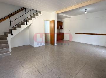 Casa · 100m² · 3 Ambientes · 1 Cochera · Duplex 4 Amb en Venta con Cochera y Patio Munro.