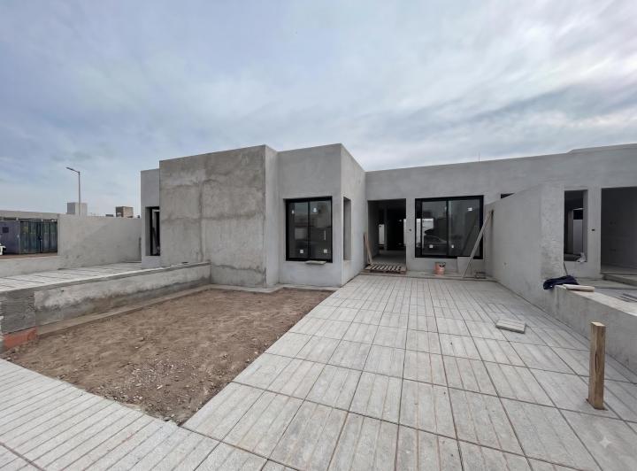 Casa · 140m² · 5 Ambientes