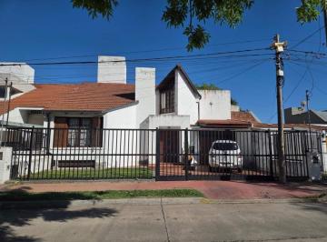 Foto · Casa en Venta - Urca 3 Dormis con Piscina