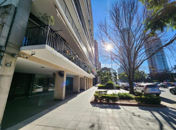 Departamento · 345m² · 9 Ambientes · 1 Cochera