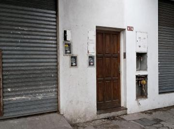 PH · 30m² · 2 Ambientes · Venta Departamento 2 Ambientes Primer Piso – Lomas del Mirador – con Patio - Frente a Mercado de Fru