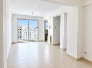 Departamento · 71m² · 3 Ambientes · 1 Cochera · Departamento en Alquiler