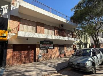 Casa · 150m² · 4 Ambientes · 1 Cochera · Rocamora 4200, Casa 4 Ambientes, con Cochera, Balcón y Terraza, Almagro Lote Propio