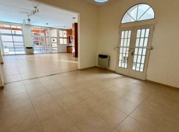 Casa de 7 ambientes, Villa del Parque · Villa del Parque | Casa Multifamiliar en Lote Propio
