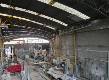 Bodega-Galpón · 645m² · 2 Cocheras · Galpón en Palermo