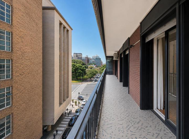 Departamento · 237m² · 6 Ambientes · 1 Cochera