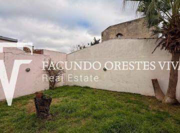Casa · 354m² · 4 Ambientes · Venta - Casa en Block - Multifamiliar - Lote - Tres y Cuatro Ambientes - Jardín - Lomas del Mirador