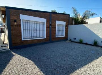 PH · 60m² · 3 Ambientes · 1 Cochera · PH 3 Ambientes en Alquiler en Ituzaingó Sur