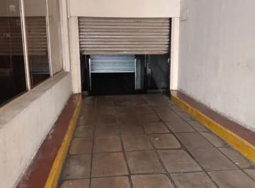 Garage · 15m² · 8 Cocheras Fijas en Edificio Excel. Ubicacion!