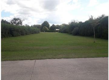 Terreno · 818m² · Se Vende Terreno en Reconquista, Club de Campo