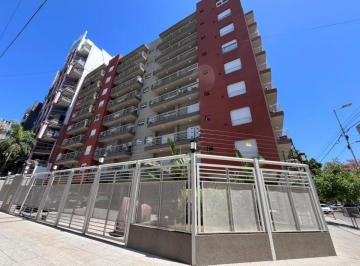 Departamento · 45m² · 2 Ambientes · Departamento de 2 Amb con Balcón y Dormitorio en Suite, en Alquiler, Morón